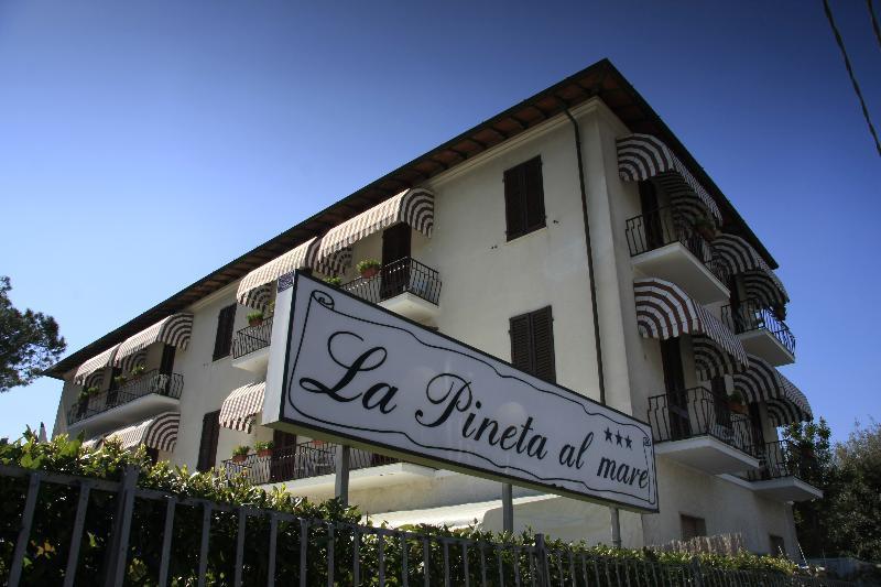 Hotel La Pineta Al Mare Forte dei Marmi Luaran gambar