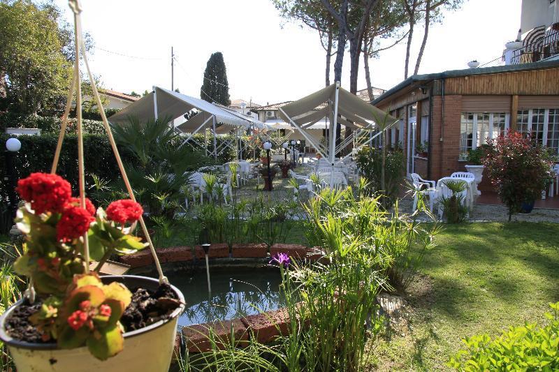 Hotel La Pineta Al Mare Forte dei Marmi Luaran gambar